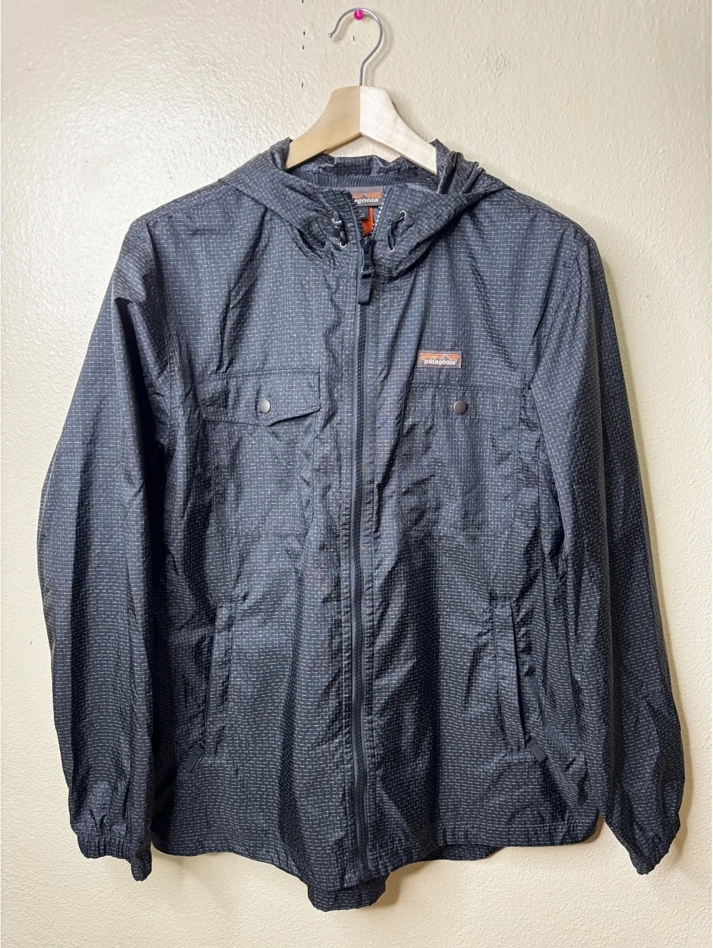 Patagonia Hooded Windbreaker Jacket Men L Gray Grid Full Zip Lightweight Coat